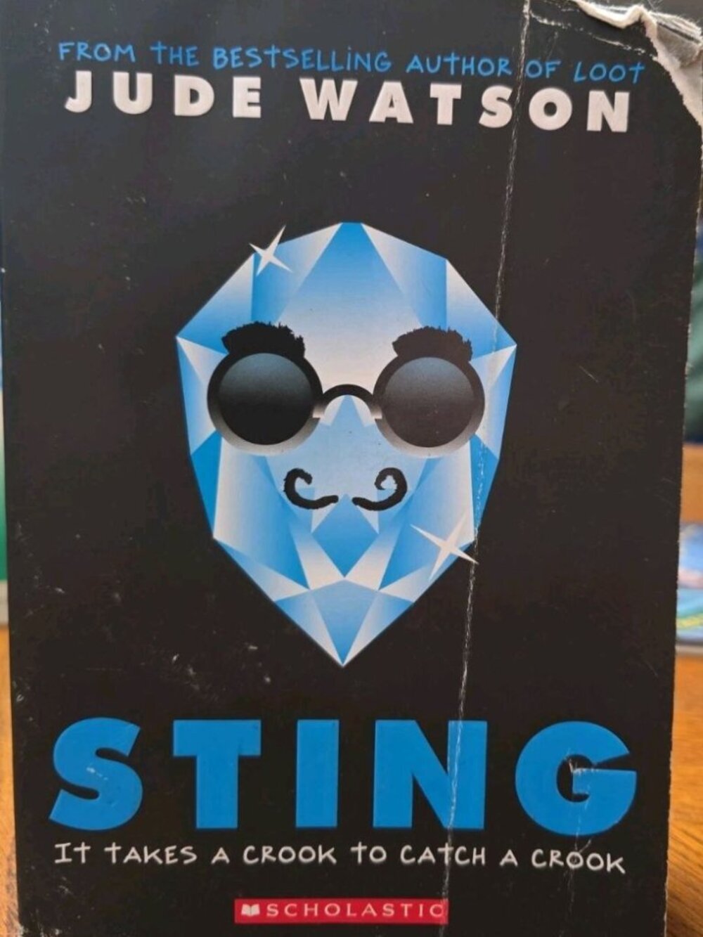 Sting: A Loot Novel
